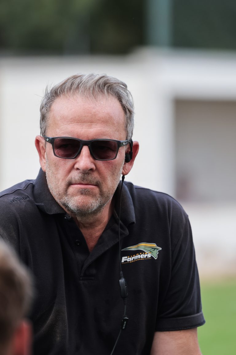 Michael Treber bleibt Headcoach der Fighting Farmers